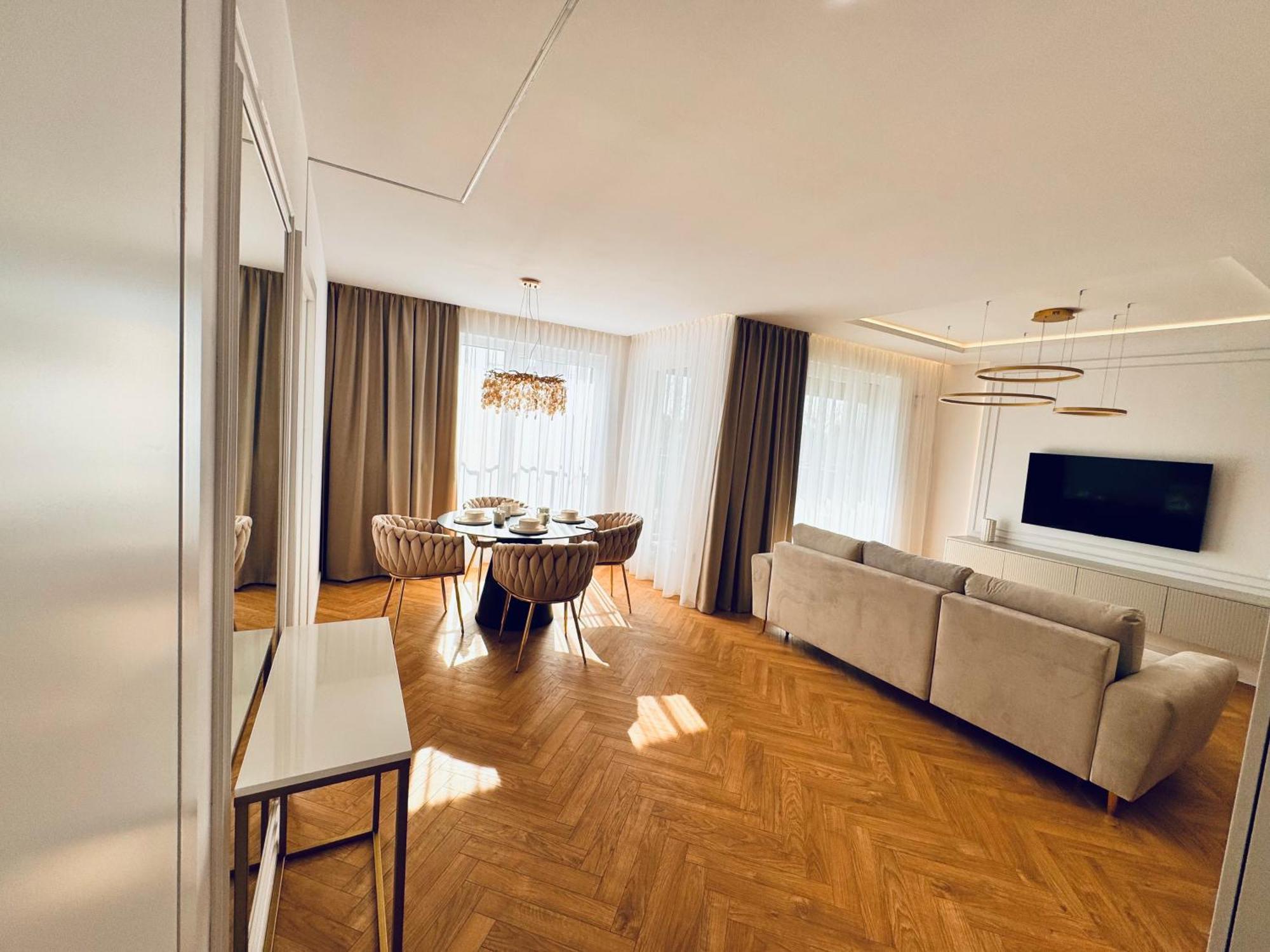 Taupe II Wyjatkowy Apartament W Centrum Lodzi Εξωτερικό φωτογραφία